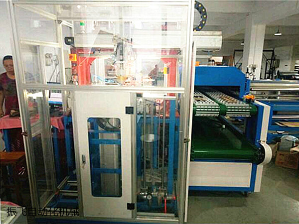 皮革壓花機的設備有哪些特點？